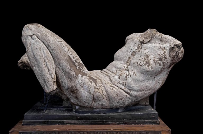 Dio Fluviale a fine pulitura